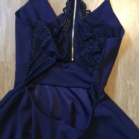 Dress - Picture 4 of 4